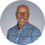 Giovanni in professional photo smiling